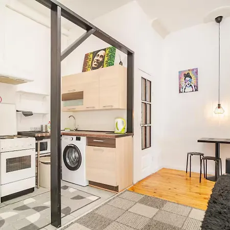 Between Books & Power G4 Self Check In *