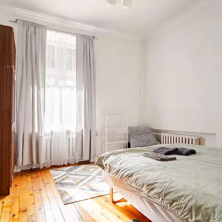 Between Books & Power G4 Self Check In * Vilnius