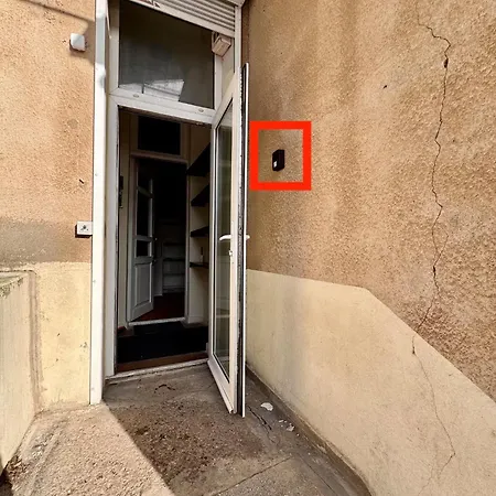 Apartamento Between Books & Power G4 Self Check In *