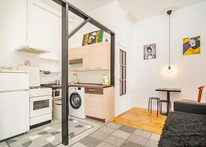 Between Books & Power G4 Self Check In *