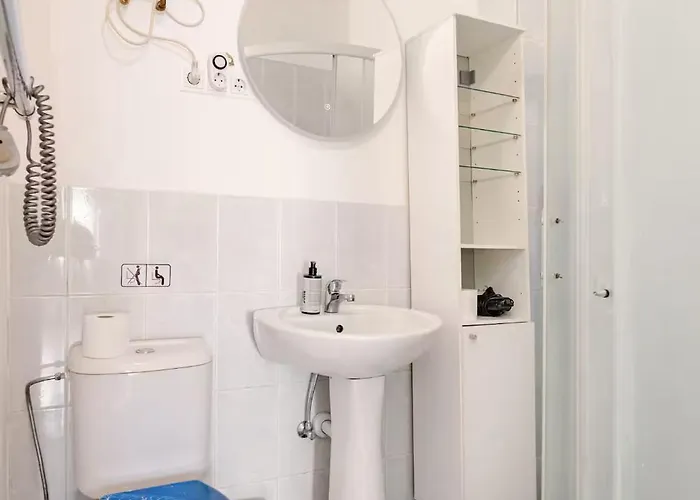 Apartment Between Books & Power G4 Self Check In Vilnius