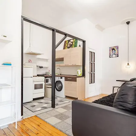 Between Books & Power G4 Self Check In