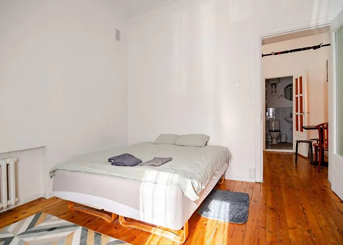 Between Books & Power G4 Self Check In Apartament Wilno